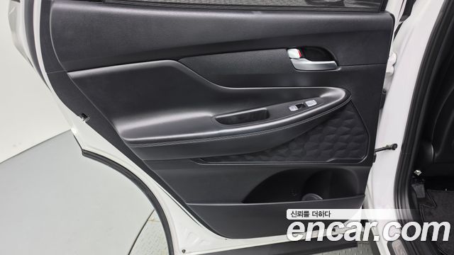 Hyundai Santafe 2021 — photo 15