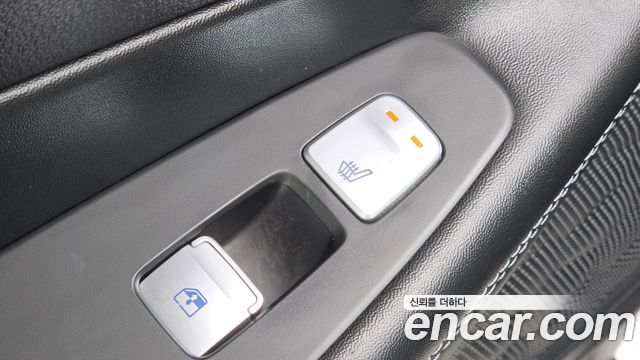 Hyundai Santafe 2021 — photo 30