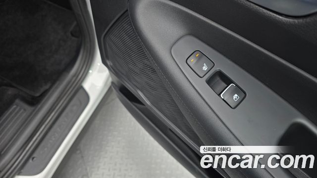 Hyundai Santafe 2023 — photo 19