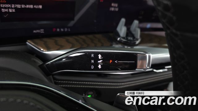 Cadillac Escalade 2026 — photo 9