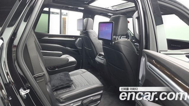 Cadillac Escalade 2026 — photo 12