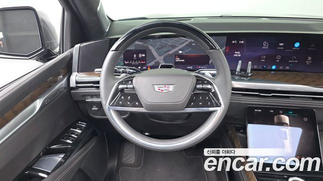 Cadillac Escalade 2026 — photo 13