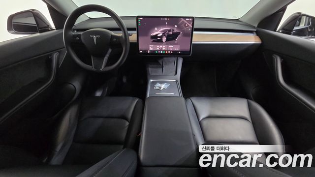 Tesla Model Y 2022 — photo 10