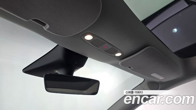 Tesla Model Y 2022 — photo 21
