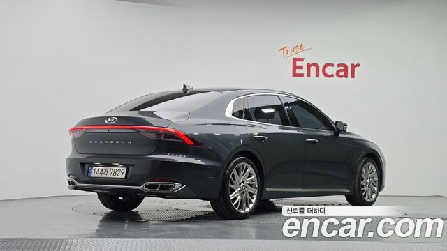 Hyundai Grandeur 2022 — photo 2