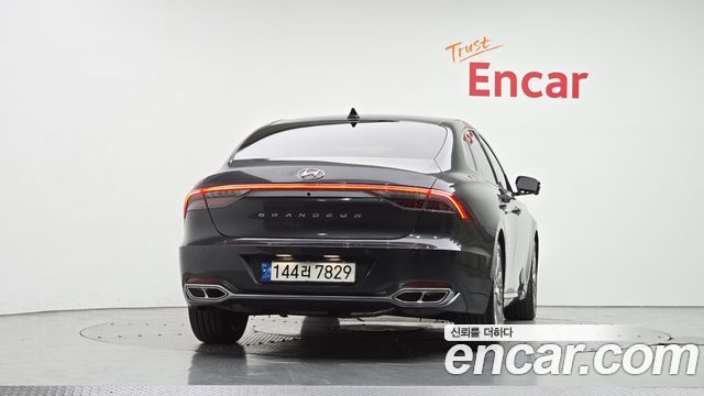 Hyundai Grandeur 2022 — photo 4