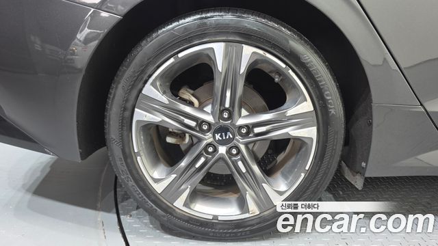 Kia K5 2020 — photo 5