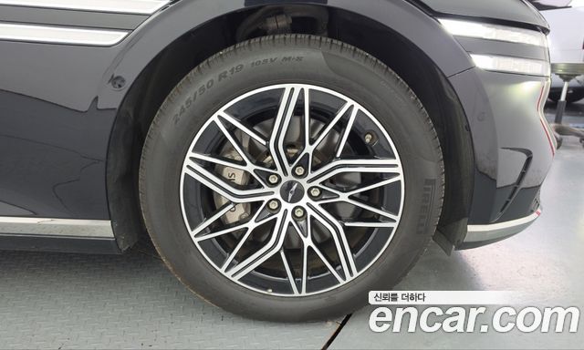 Genesis G90 2022 — photo 5