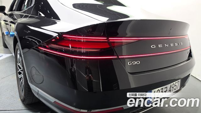 Genesis G90 2022 — photo 9