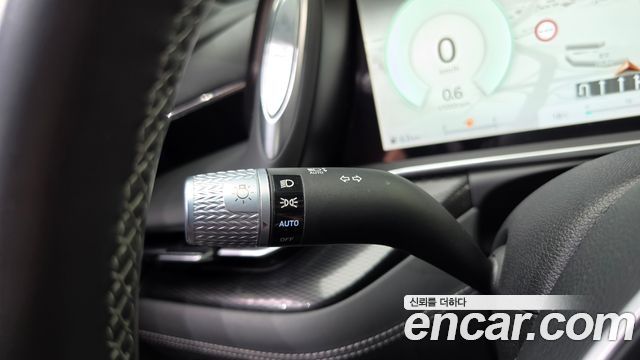 Genesis G90 2022 — photo 27