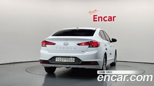 Hyundai AVANTE 2020 — photo 4