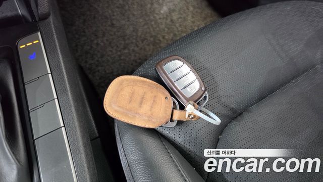 Hyundai AVANTE 2020 — photo 19
