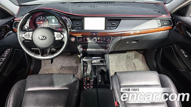 Kia K7 2017 — photo 10