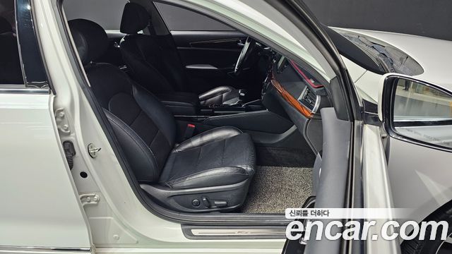 Kia K7 2017 — photo 13