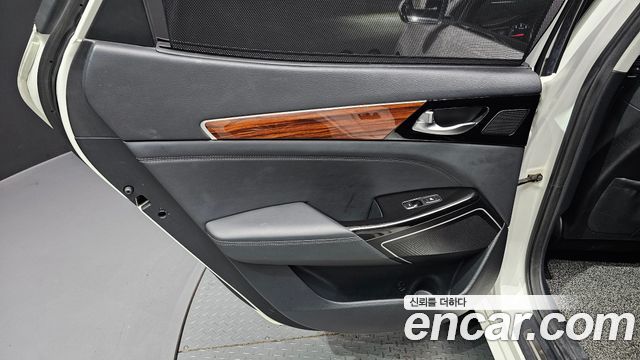 Kia K7 2017 — photo 15