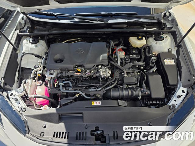 Toyota Camry 2025 — photo 6
