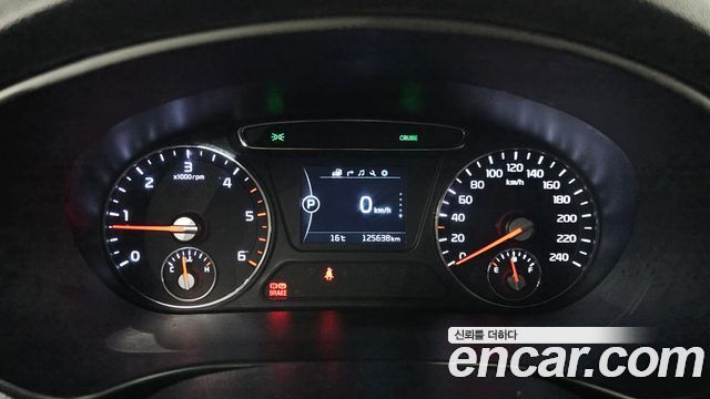 Kia Sorento 2016 — photo 8