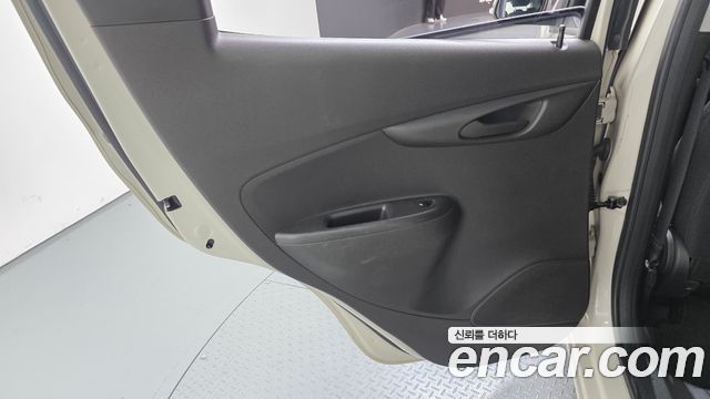 Chevrolet Korea Spark 2016 — photo 15