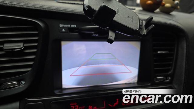 Kia K5 2011 — photo 16