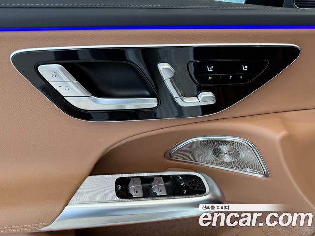 Mercedes-Benz E-Class 2026 — photo 14