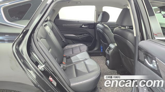Kia K7 2021 — photo 25