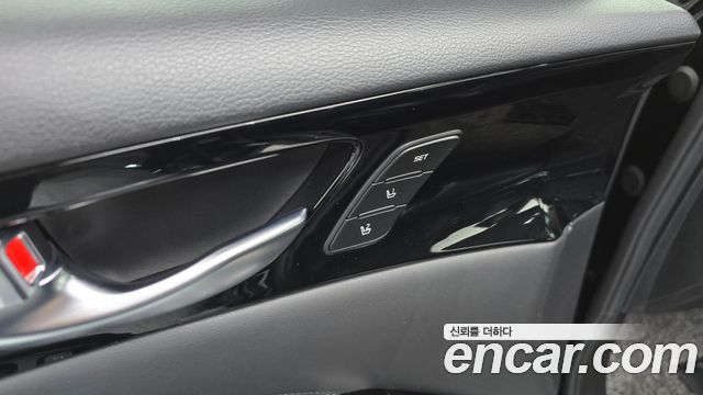 Kia K7 2021 — photo 29