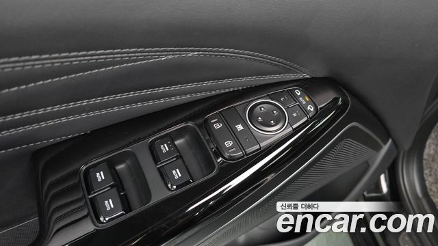 Kia K7 2021 — photo 30