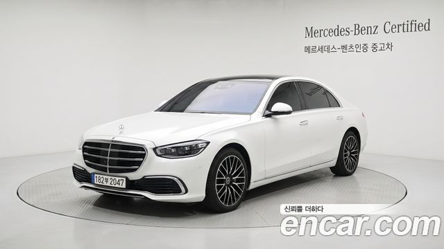 Mercedes-Benz S-Class 2025 — photo 1