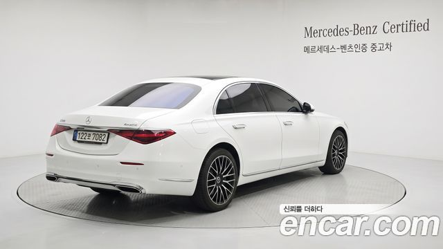 Mercedes-Benz S-Class 2025 — photo 2