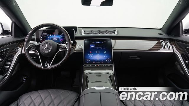 Mercedes-Benz S-Class 2025 — photo 7