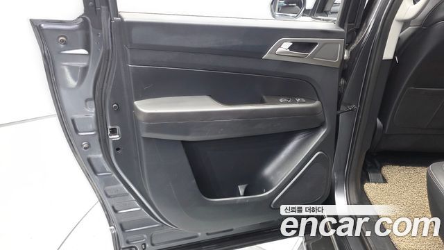 KG Mobility Rexton 2019 — photo 15