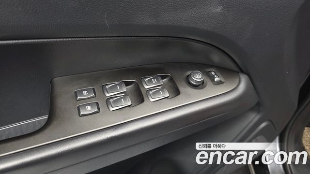 KG Mobility Rexton 2019 — photo 31