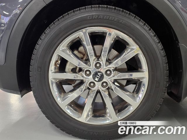 Kia Sorento 2017 — photo 19