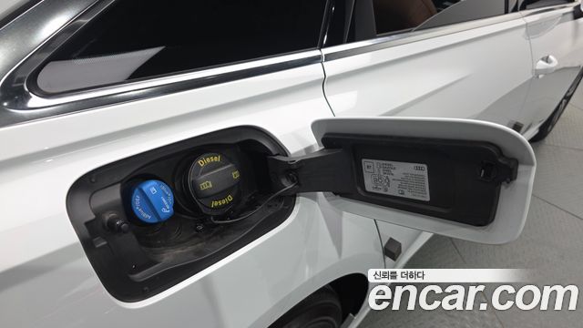 Audi A6 2023 — photo 36