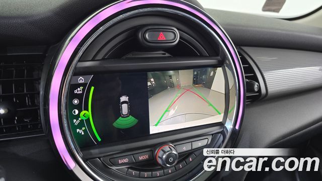 Mini Cooper 2021 — photo 20
