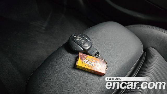 Mini Cooper 2021 — photo 21