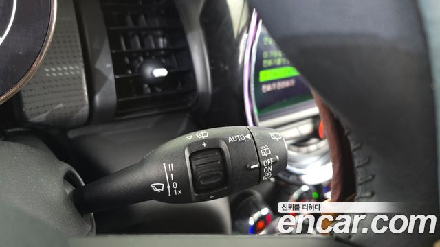 Mini Cooper 2021 — photo 28