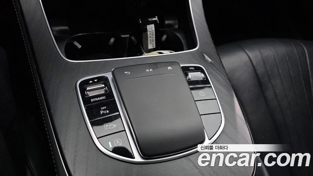 Mercedes-Benz CLS-Class 2023 — photo 24