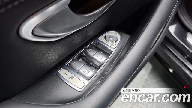 Mercedes-Benz CLS-Class 2023 — photo 28