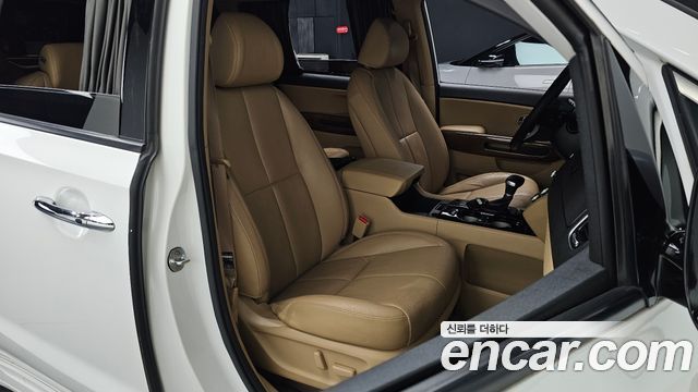 Kia Canival 2017 — photo 13