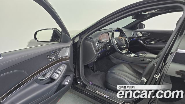 Mercedes-Benz S-Class 2015 — photo 10