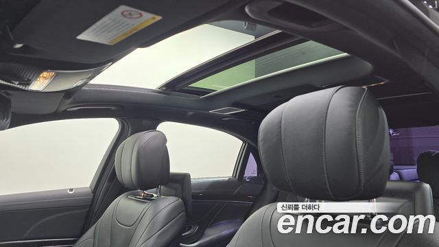 Mercedes-Benz S-Class 2015 — photo 16