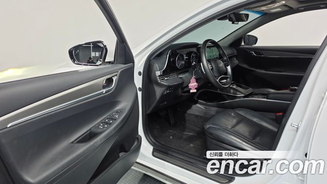 Hyundai Grandeur 2022 — photo 13