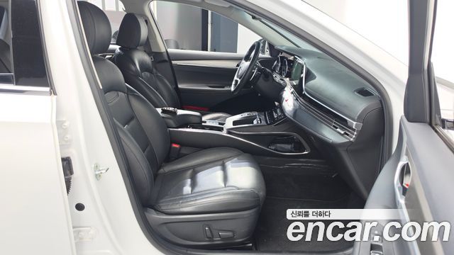 Hyundai Grandeur 2022 — photo 16