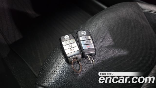 Kia K5 2014 — photo 17