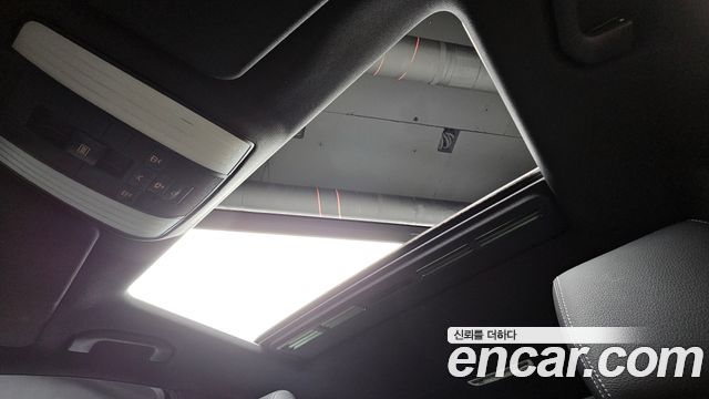 Mercedes-Benz E-Class 2016 — photo 16