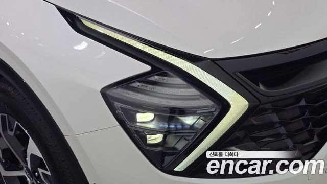 Kia Sportage 2022 — photo 8