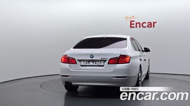 BMW 5-Series 2015 — photo 4