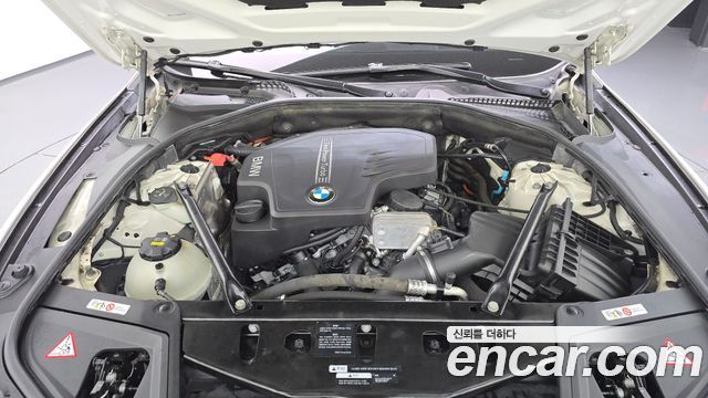BMW 5-Series 2015 — photo 6