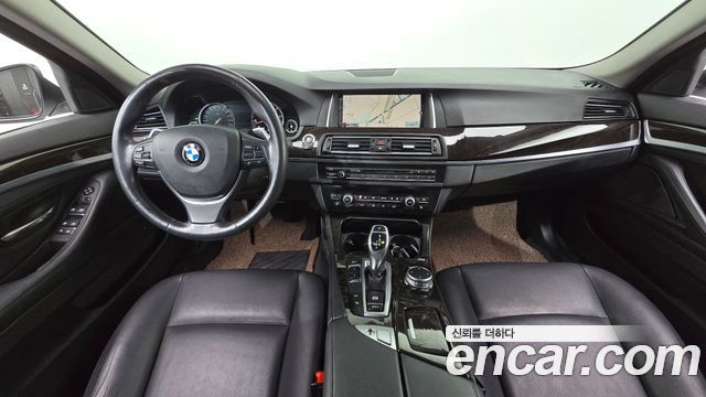 BMW 5-Series 2015 — photo 7